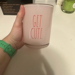 GET CUTE makeup brush holder